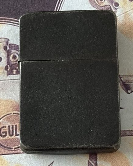 Zippo "Black Crackle" 1942/43