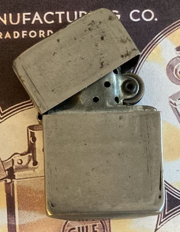 Zippo black crackle 1943/45 "code erreur"