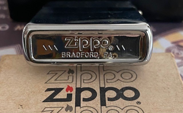 ZIPPO 1985 ZIPPO 1985