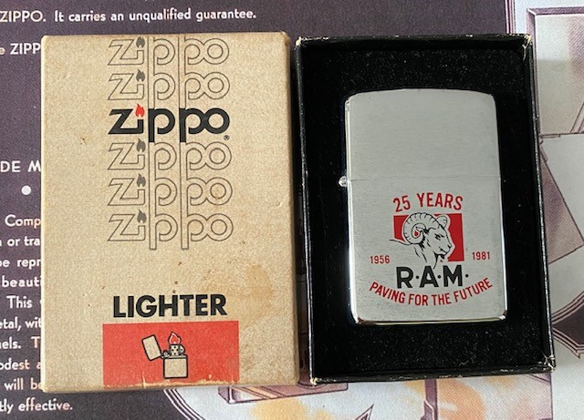 ZIPPO 1981 ZIPPO 1981