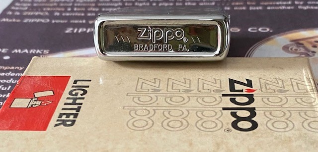 ZIPPO 1985 ZIPPO 1985