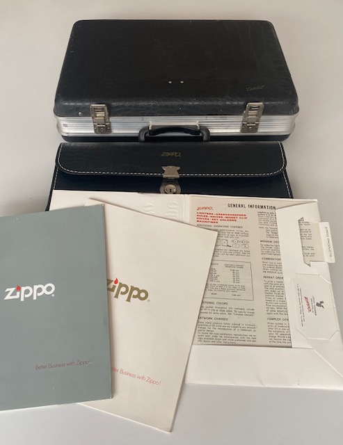MALLETTE DE REPRESENTANT ZIPPO MALLETTE DE REPRESENTANT ZIPPO